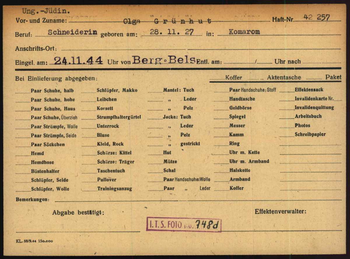 Olga Grünhut claimed to be 17. From Auschwitz she was deported to Bergen-Belsen and from here to the Duderstadt subcamp of KL Buchenwald. Later Olga was liberated in the Theresienstadt ghetto in the Czech territories.